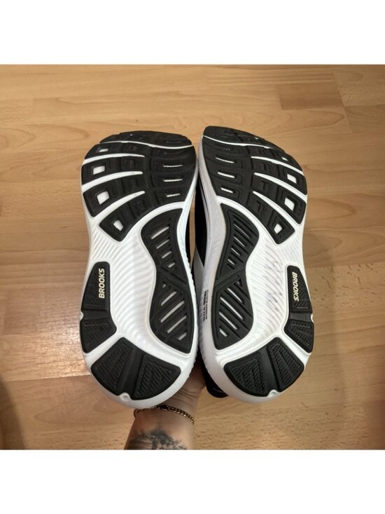 Brooks Ghost 17 Black White 1104421D090 Shoes Mens Size 13 D Black/Grey/White main image 5